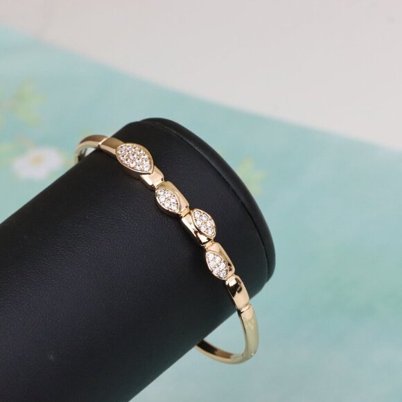 Rose Gold Plated Bangle with Leaf-Inspired Sparkling Design, XPBL0552 - Picture 9 of 12